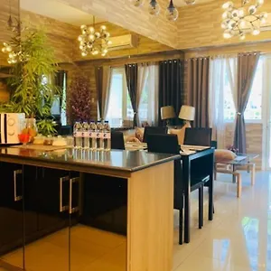 https://irpm-tasweden32-2br-cozysmdcshorecondo-with-balcony.angeleshotels.net